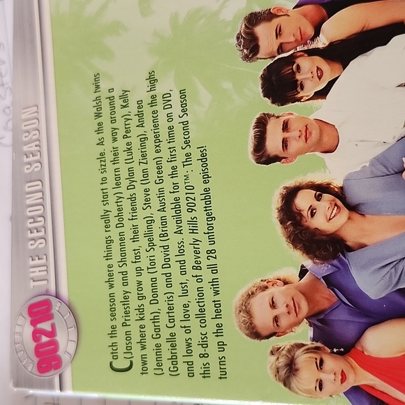 PARAMOUNT BEVERLY HILLS 90210 SEASON 1 & 2 DVD SET DRAMA - Picture 9 of 10